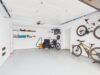 Exklusives Familienanwesen mit Panoramablick, großzügigem Garten und angrenzender Obstwiese - Garage