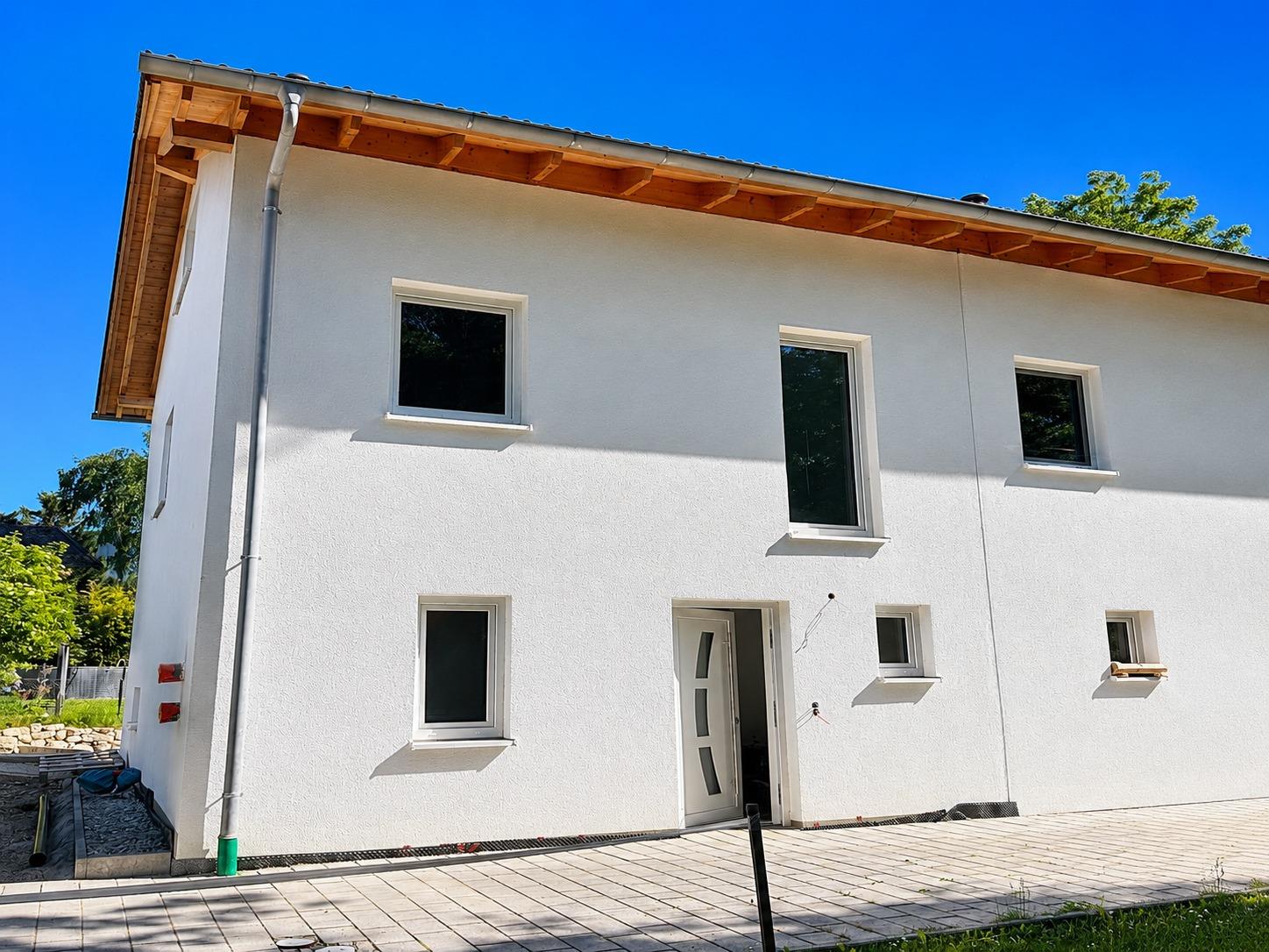 Neubau-Doppelhaushälfte mit Keller und Dachstudio – Erstbezug ab Sommer 2026, 83101 Rohrdorf, Doppelhaushälfte