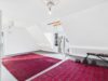 Neuwertiges Zuhause mit Fingerprint Zugang, Glasfaser und Wellnessvorbereitung - Helles Zimmer mit Dachschrägen 2.OG