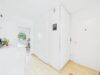 Vermietete 3-Zimmer-Kapitalanlage mit West-Balkon, Aufzug, zzgl. TG - Flur