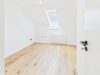 Wohnkomfort auf zwei Etagen – Elegante Maisonette mit Balkon - Kinderzimmer OG