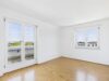 Lichtdurchflutete Dachterrassenwohnung mit unverbaubarem Skyline-Fernblick - Schlafzimmer mit Zugang zur Dachterrasse