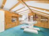 250 m² Wohnvielfalt auf 1.600 m², Pool, Traumgarten und Platz für große Pläne – Bieterverfahren - Zimmer DG