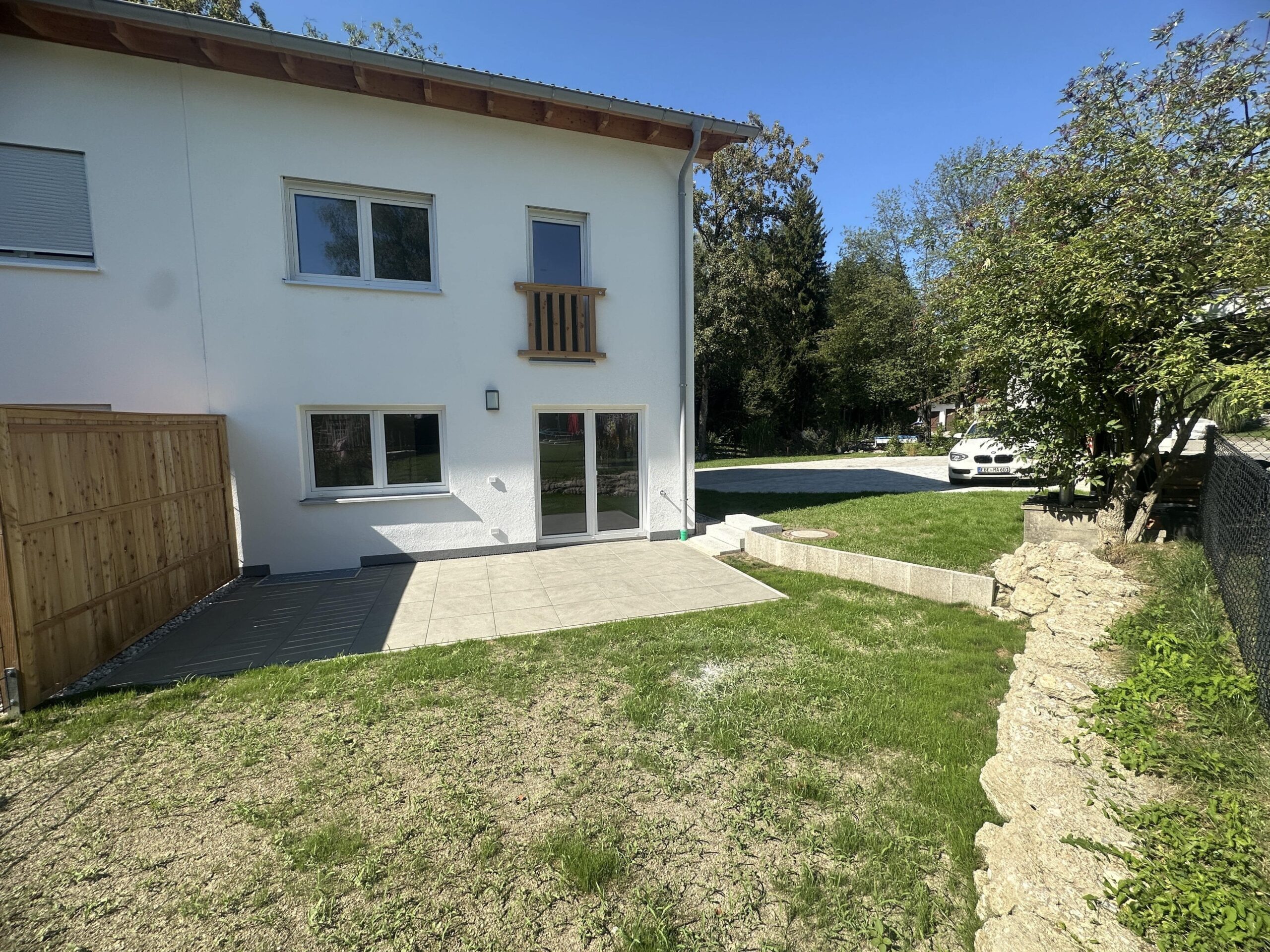 Neubau-Doppelhaushälfte mit Keller und Dachstudio – Erstbezug ab Sommer 2026, 83101 Rohrdorf, Doppelhaushälfte