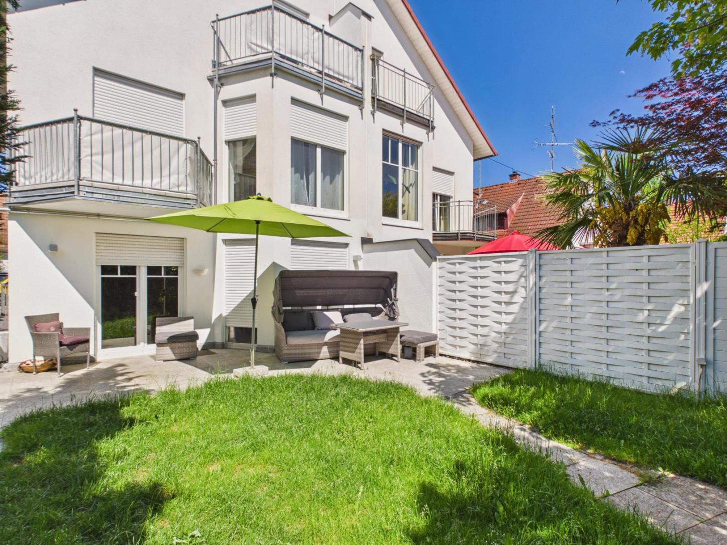 Modernisierte Doppelhaushälfte in Neukeferloh, 85630 Grasbrunn, Doppelhaushälfte