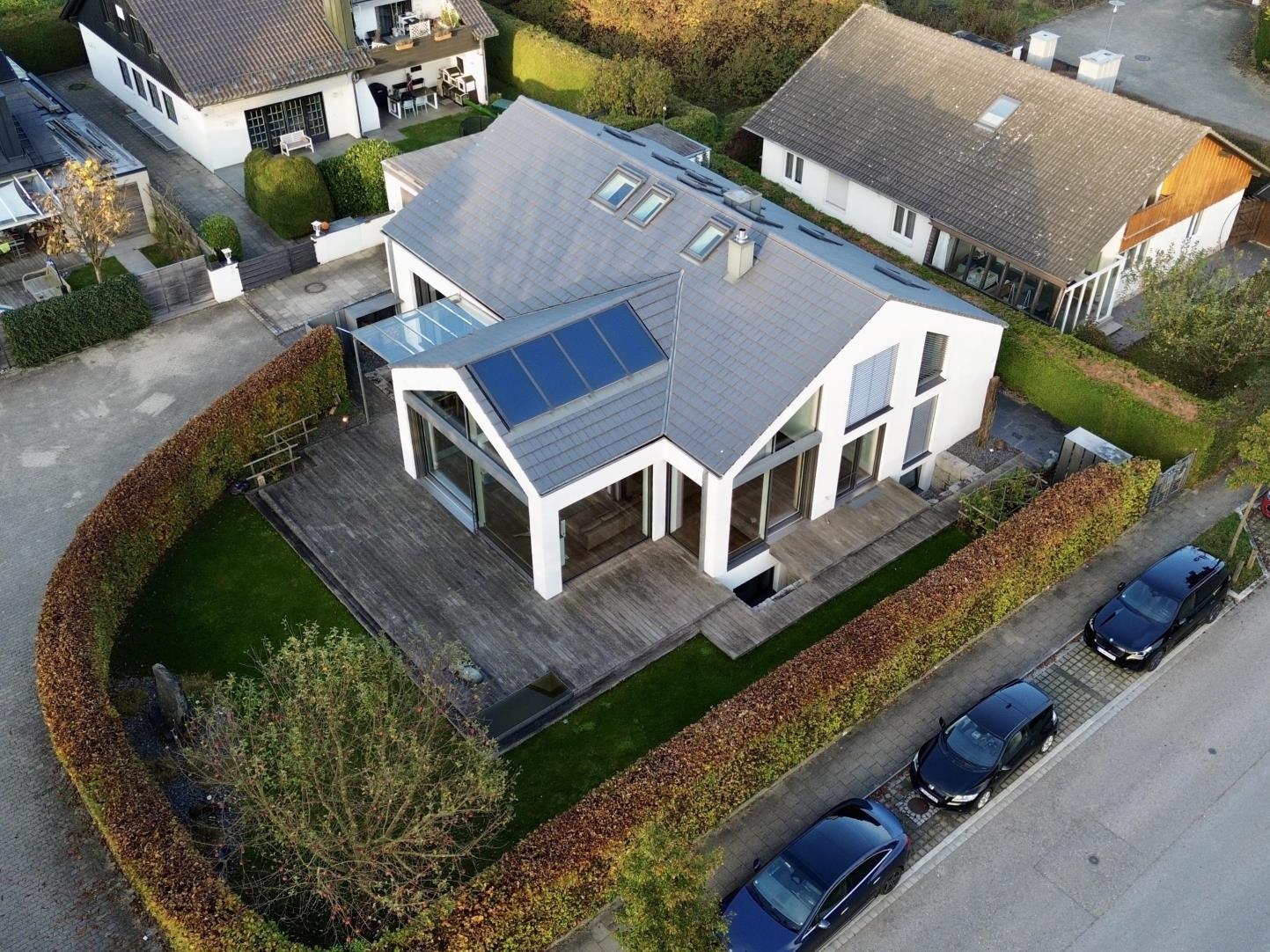 Exklusives Wohnen mit zeitloser Eleganz, 85737 Ismaning, Einfamilienhaus