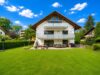 Energetisch zukunftssicher wohnen wie im Haus – exklusive 4,5-Zimmer-Wohnung mit PV & Wärmepumpe - Außenansicht Wohnhaus