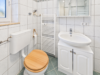 Gut geschnittene 2-Zimmer-Wohnung mit Balkon in München-Milbertshofen - Badezimmer / WC