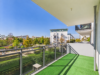 Neuwertige 2-Zimmer-Wohnung mit großzügigem Südbalkon - Sonniger Balkon mit Blick ins Grüne (Virtuell geräumt)