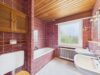 Wohnen mit besonderem Charakter – Charmantes 5-Zimmer-Split-Level-Haus mit idyllischem Garten - Badezimmer