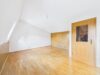 Wohnen mit besonderem Charakter – Charmantes 5-Zimmer-Split-Level-Haus mit idyllischem Garten - Kinderzimmer