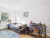 Großzügige 4-Zimmer-Wohnung mit Balkon und privatem Gartenanteil - Kinderzimmer 1