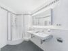 Charmante 3-Zimmer-Gartenwohnung in begehrter Münchner Wohnlage - Badezimmer