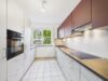 Charmante 3-Zimmer-Gartenwohnung in begehrter Münchner Wohnlage - Küche