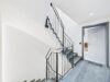 Designmöbliert & bezugsfertig: Neue 2-Zimmer-Wohnung mit Vollausstattung - Ansicht Hausflur