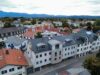 Designmöbliert & bezugsfertig: Neue 2-Zimmer-Wohnung mit Vollausstattung - Ansicht Straßenansicht