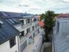 Designmöbliert & bezugsfertig: Neue 2-Zimmer-Wohnung mit Vollausstattung - Ansicht Balkon Rückseite