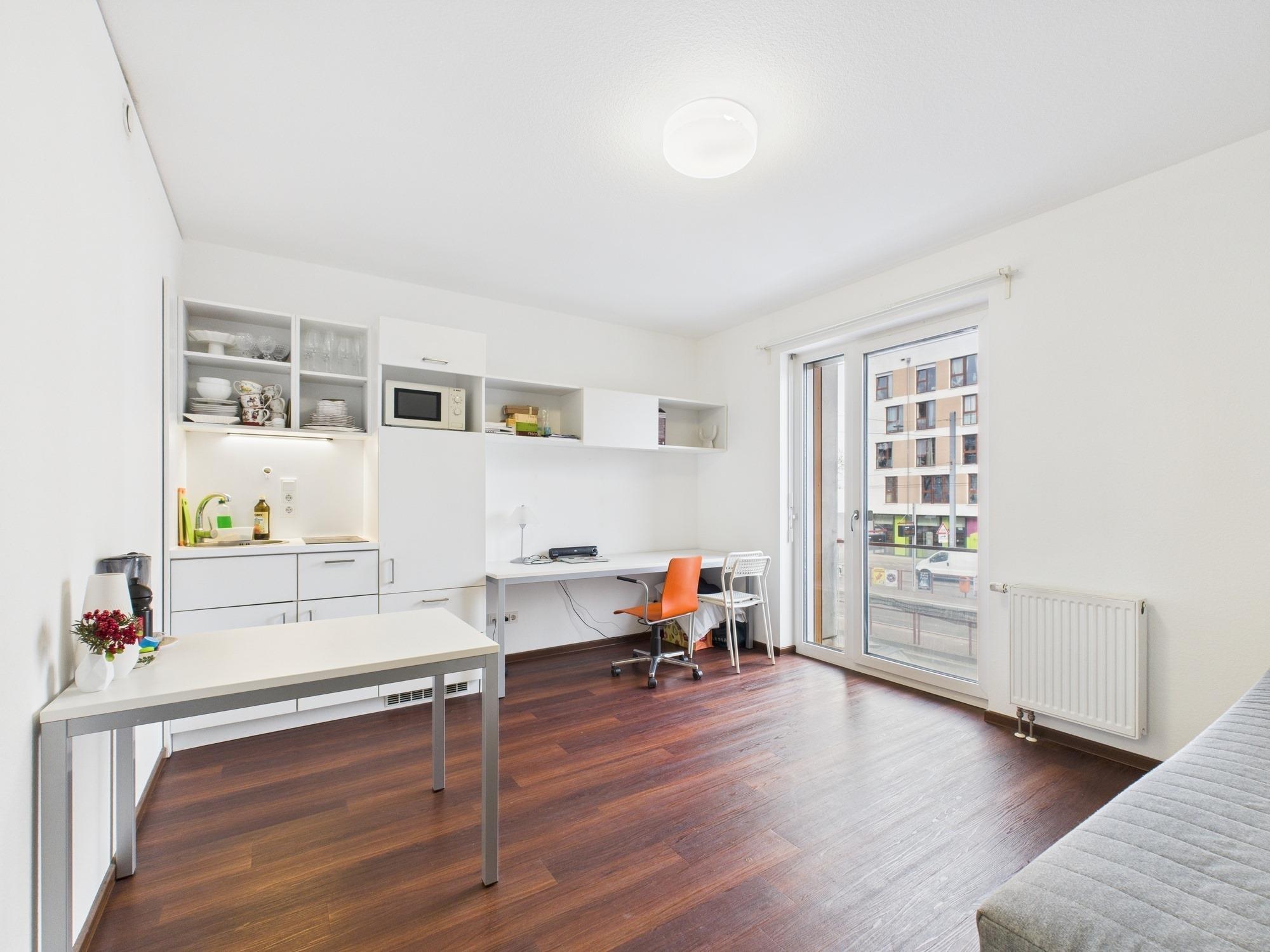 Vermietetes Studentenapartment mit Concierge und Komplettausstattung, 79108 Freiburg, Etagenwohnung
