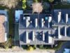 Stilvolle Dachgeschosswohnung mit flexibler Raumaufteilung und Balkon - Vogelperspektive