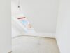 Moderne Dachgeschosswohnung mit Balkon und Blick ins Grüne - Kinderzimmer/Büro