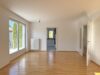 Sonnige 3,5-Zimmer-Maisonettewohnung mit Südbalkon - Wohnbereich mit angrenzender Küche