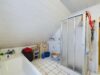 Charmante 2 stöckige 5-Zimmer Dachgeschosswohnung *Erbpacht* - Bad/WC