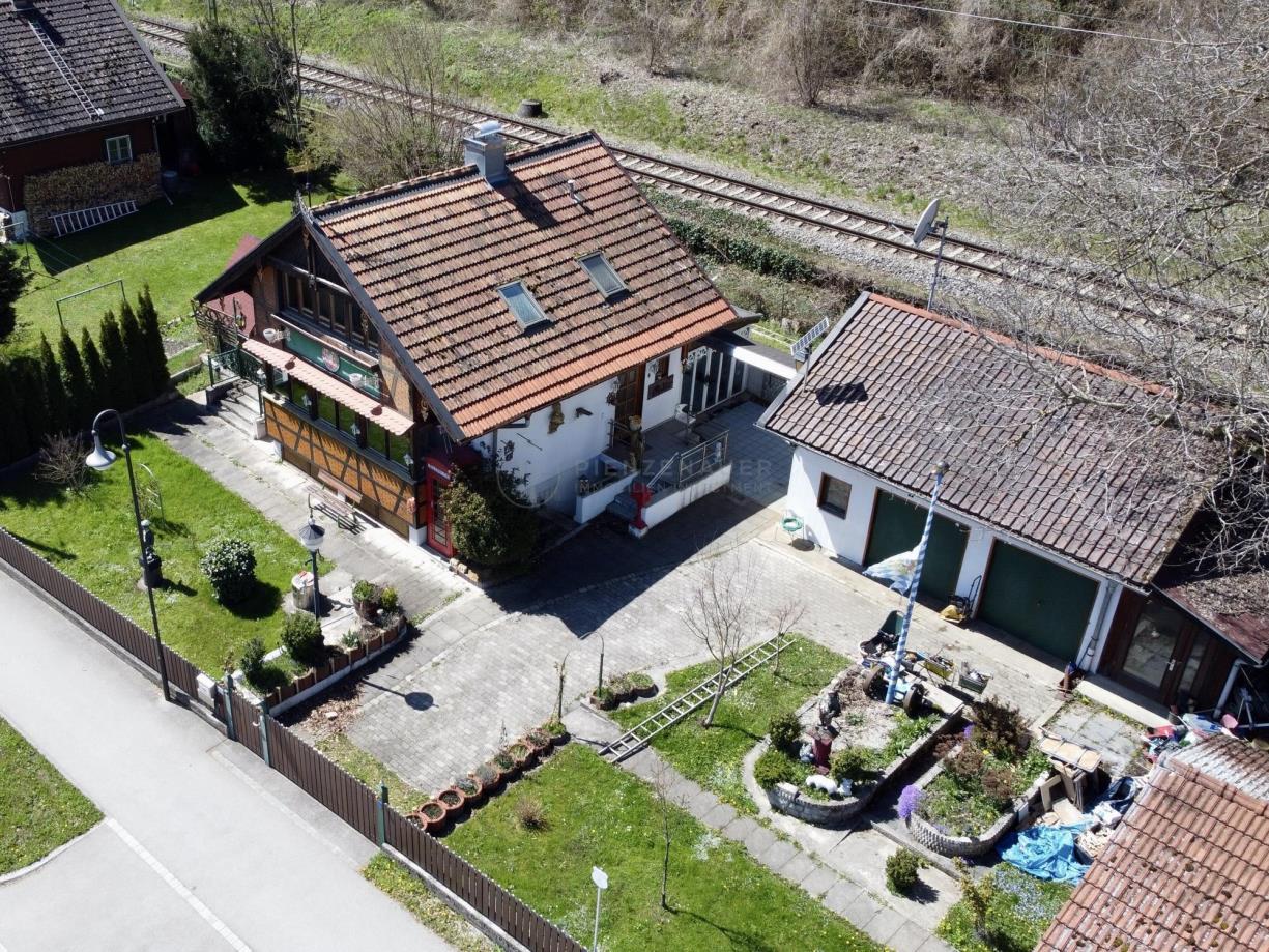 Großes Grundstück mit attraktiver Bebauungsmöglichkeit in Hohenschäftlarn, 82069 Hohenschäftlarn, Wohngrundstück