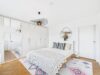 Modern sanierte 4-Zimmer-Wohnung mit sonniger Loggia in Haar - Geräumiges Schlafzimmer