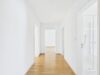 Helle & ideal geschnittene 3-Zimmer-Wohnung mit Südloggia - Großzügiger Eingangsbereich mit Garderobe