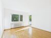 Helle & ideal geschnittene 3-Zimmer-Wohnung mit Südloggia - Ruhiges Schlafzimmer mit Loggiazugang