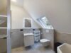 Exklusive DG-Maisonettewohnung mit historischem Flair, luxussaniert, mit Kamin - 1 OG Bad