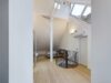 Exklusive DG-Maisonettewohnung mit historischem Flair, luxussaniert, mit Kamin - 2 OG Galeriezimmer