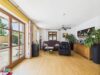 Familienparadies mit Pool und Garten in ruhiger Lage - Wohnzimmer Ansicht II