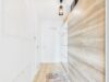 Modernes City-Apartment mit Südloggia - Großzügiger Eingangsbereich