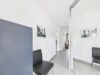 Stilvoll wohnen auf zwei Etagen – Maisonette mit Garten, Kamin, Designküche und mehr in Heimstetten - Ankleide