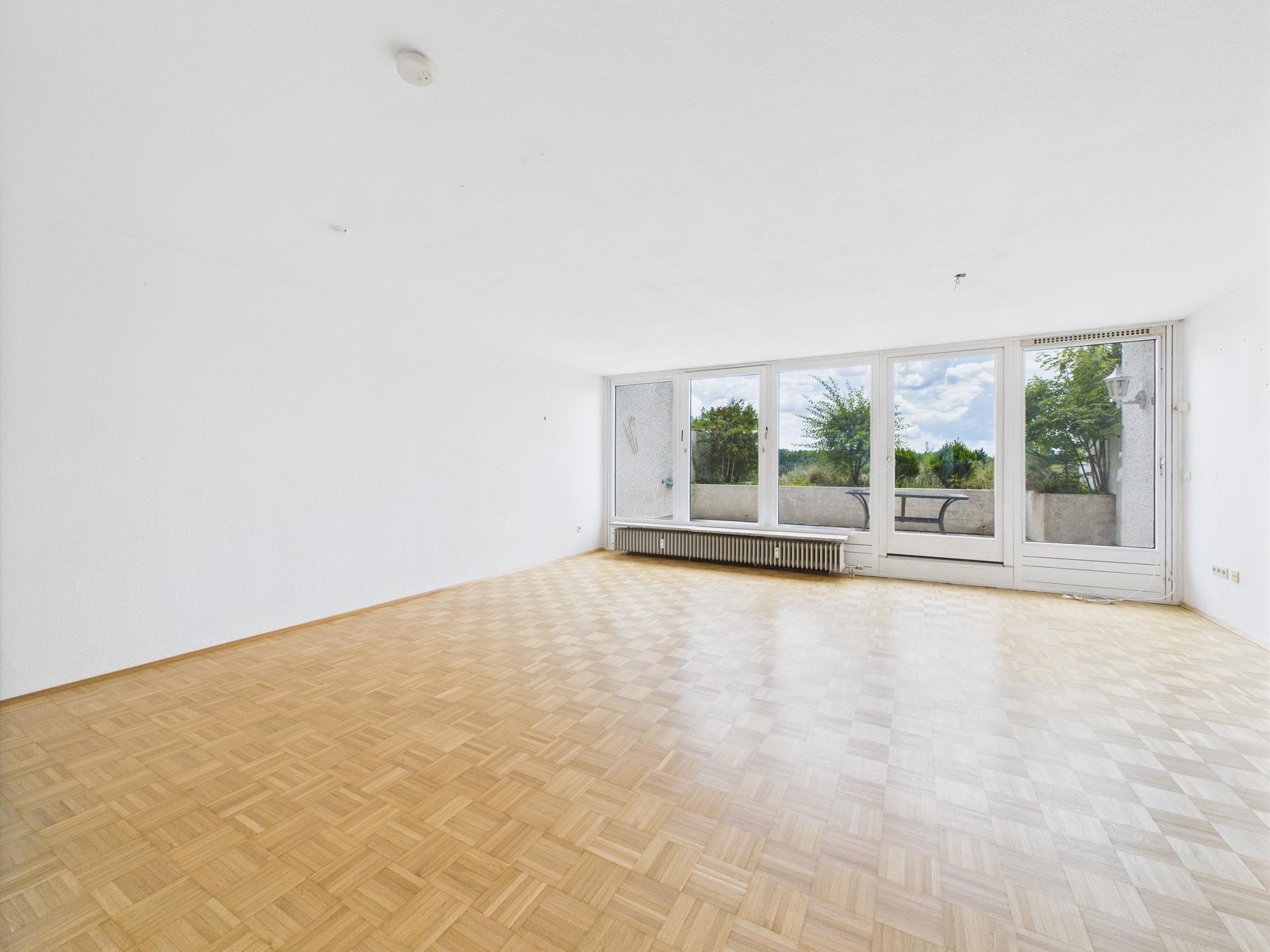 Wohngefühl wie im Haus – Großzügige Maisonette mit Naturblick und Terrasse in Kirchseeon, 85614 Kirchseeon, Maisonettewohnung