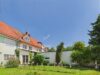 Sofort verfügbar - schöne 5 Zimmer Gartenwohnung in Feldmoching - Gesamtansicht Garten