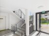 Licht, Raum und Stil – Ihre neue 3-Zimmer-Wohnung mit Blick ins Grüne - Eingangsbereich