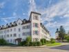 Erstbezug nach Sanierung - helle und sonnige zwei Zimmer Terrassenwohnung im Schloss Egmating - Vordergebäude
