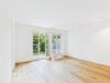 Erstbezug nach Sanierung - helle und sonnige zwei Zimmer Terrassenwohnung im Schloss Egmating - Wohnzimmer