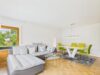 Direkt am Tegernsee – hell, ruhig, mit traumhaftem Seeblick & Bergblick - Möblierte 3-Zimmer-Wohnung - Wohn-/ Essbereich