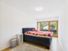 Direkt am Tegernsee – hell, ruhig, mit traumhaftem Seeblick & Bergblick - Möblierte 3-Zimmer-Wohnung - Schlafbereich
