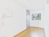 Lichtdurchflutete 3-Zimmer-Wohnung mit Süd-Loggia in Münchner Innenstadt - Eingangsbereich