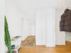 Rarität in Waldtrudering: Penthouse mit unverbaubarem Blick ins Grüne - Heller Flur mit Deckenspots