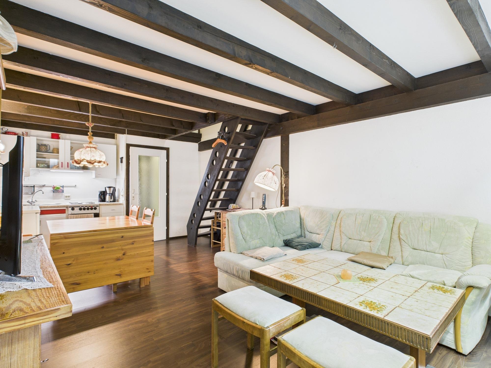 Maisonettewohnung mit großem Garten, zwei Südbalkonen und Panoramablick, 83313 Siegsdorf, Maisonettewohnung