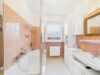 Lichtdurchflutete 3-Zimmer-Wohnung mit Bergblick – ruhige Lage im Herzen von Prien - Badezimmer