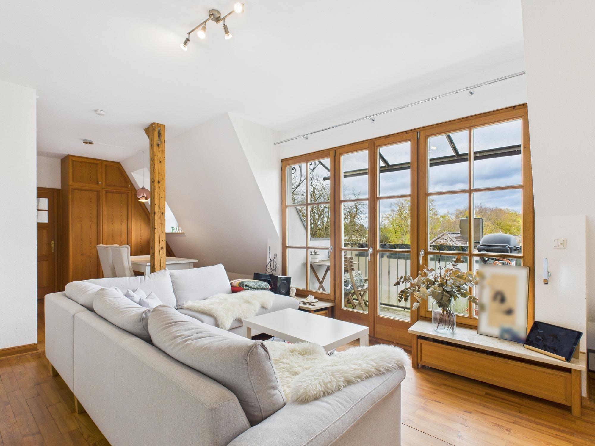 Gemütliche 2-Zimmer Altbauwohnung am Schlosskanal, 80639 München, Dachgeschosswohnung