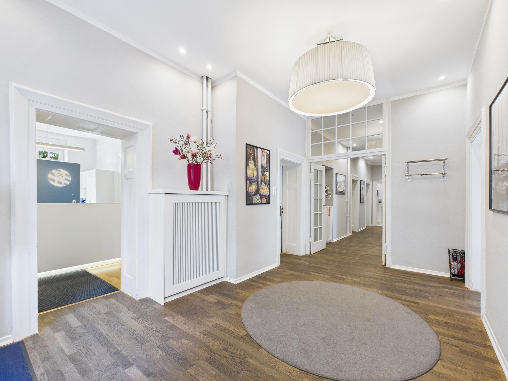 Repräsentative Altbau-Praxis im Denkmalensemble Neuhausen-Nymphenburg – großzügige Zahnarzt­einheit, 80634 München, Büro/Praxis