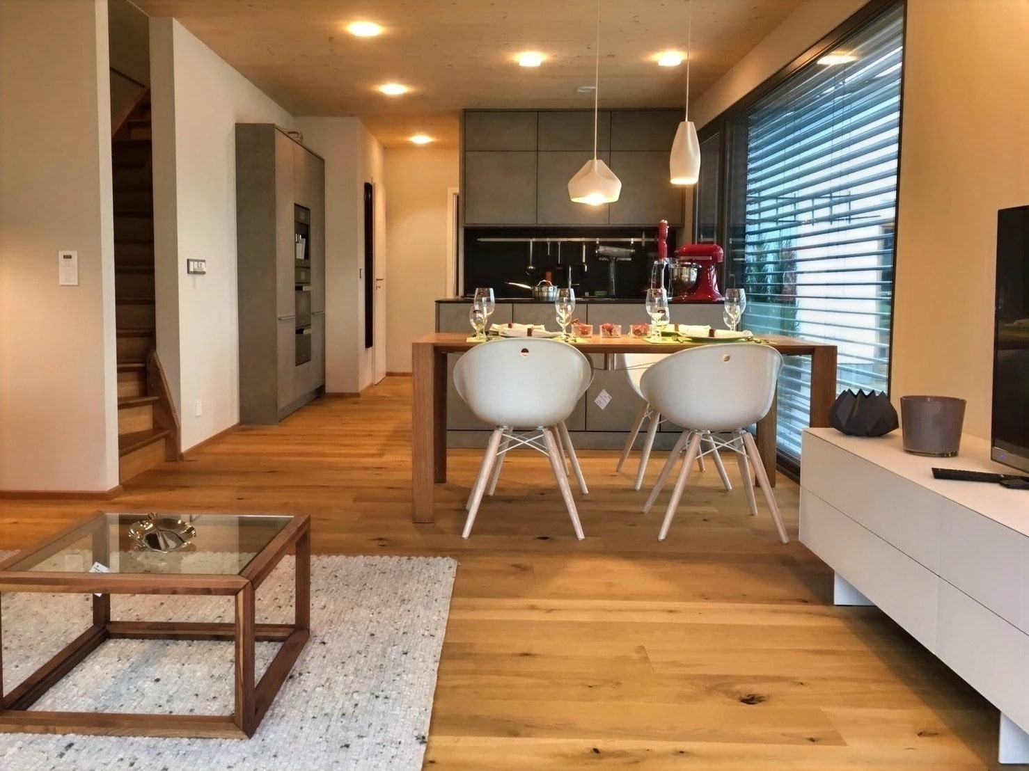 Exklusives Modulhaus – Wohnen auf höchstem Niveau – voll möbliert mieten, 82069 Schäftlarn, Fertighaus