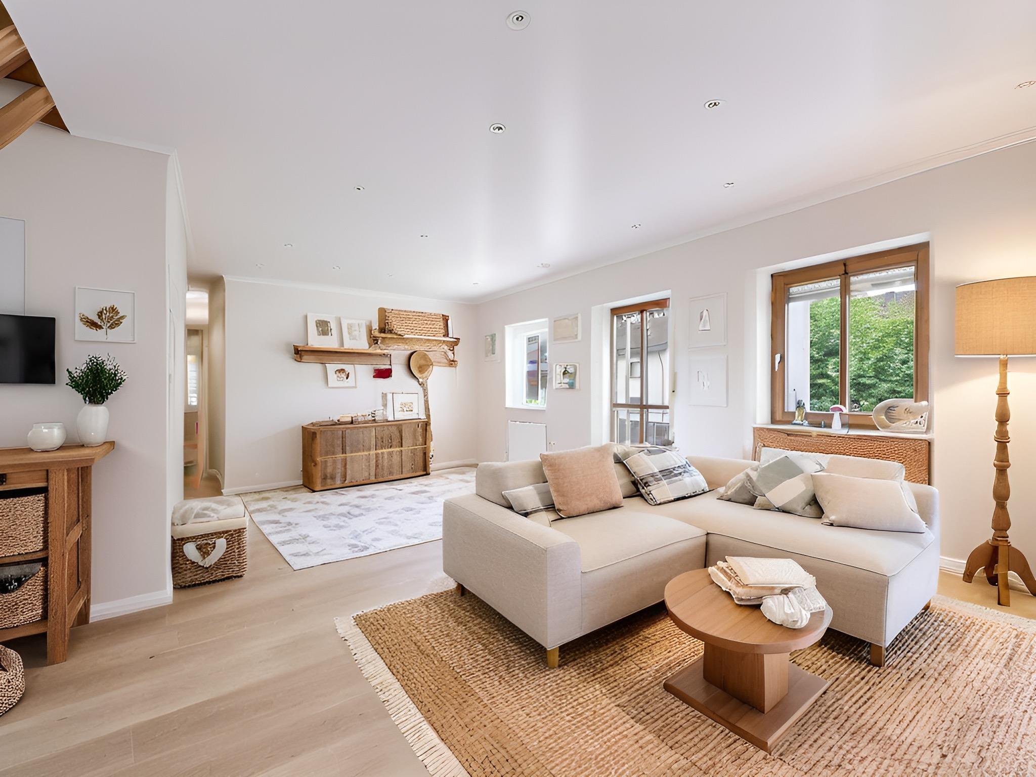 Familienfreundliche Maisonette mit modernem Flair und perfekter Lage, 85614 Kirchseeon, Maisonettewohnung